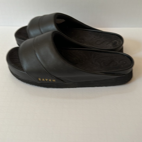 SAYSH Women Slides Black Leather Upper Strap Slip on - Picture 2 of 9